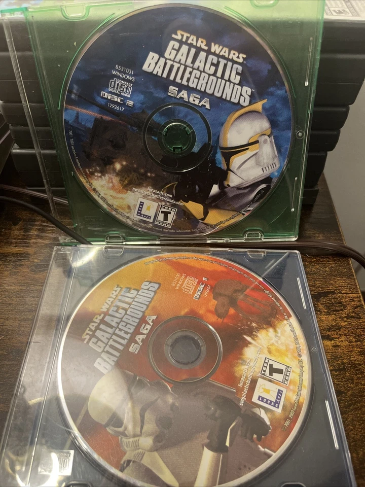 Estuche Joya Star Wars: Galactic Battlegrounds Saga (PC: Windows, 2004) Solo Discos Foto 1 de 1