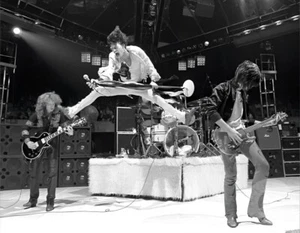1978 Aerosmith Concert POSTER 24 X 24 Inches Wall Art - Picture 1 of 2