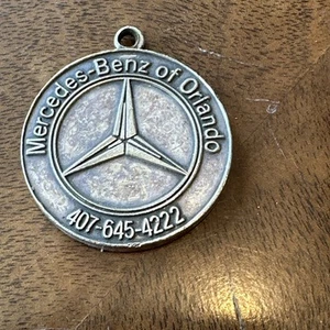 Original VINTAGE CAR BADGE KEYCHAIN MERCEDES-BENZ KEYCHAIN OEM 27610 - Bild 1 von 6