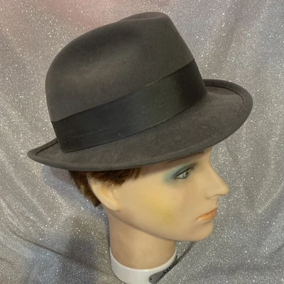 Vintage Biltmore Grey Canadian Made Fedora Sz 7  1/4 - Image 1 of 4