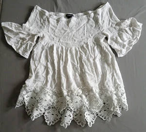 Blusa Rue 21 Talla Grande Hombro Descubierto Blanca con Ribete de Encaje Talla 3X Verano - Imagen 1 de 9