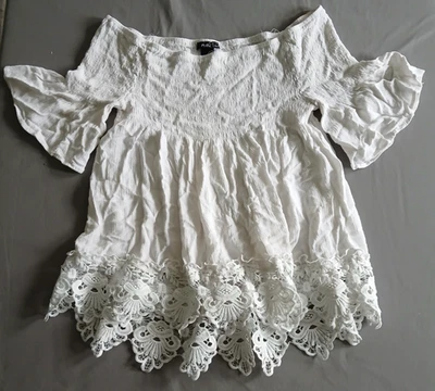 Rue 21 plus size off the shoulder blouse white with lace trim size 3X summer - Image 1 of 4