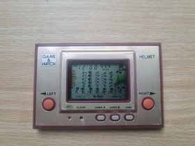 Nintendo Game & Watch Game - HELMET - 02462093 *** INCLUDES 2 NEW BATTERIES ***
