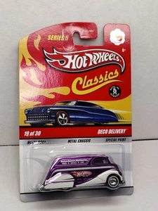 Hot Wheels Classics Series 5 19/30 Deco Delivery Purple Chase RR 2009 - Picture 1 of 9