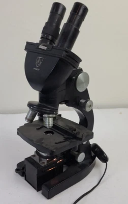 American Optical Spencer Microscope With Cat 147 Eyepieces - Image 1 of 4
