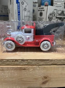 Red Crown Gasoljne Model A Wrecker Die Cast Coin Bank - Picture 1 of 6