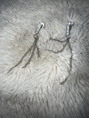 Michael Kors Silver Tone Pave Bar Linear Post Earrings Pierced Ear Dangle Foto 1 de 4