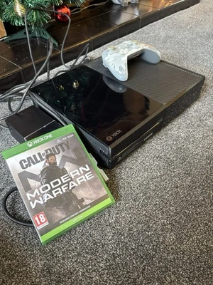 Microsoft Xbox One Console Black, 500GB (1540) With Power Supply And Controller  - Image 1 of 4