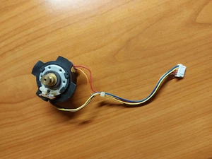 TURNTABLE Technics SL BD22 BD35 BD1 BD2 BD3 BD26 MOTORE MOTOR - SDMB5E - Foto 1 di 4