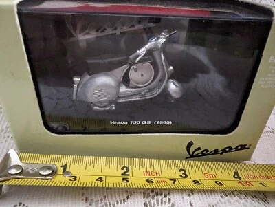 New Ray Diecast Vespa 150 GS 1955 Grey New In Box Scooter Motorcycle - Image 1 of 2