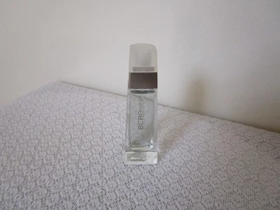 Raro BCBG Max Azria Nature Perfume Mujer EDT Spray 1 OZ Nuevo Foto 1 de 4
