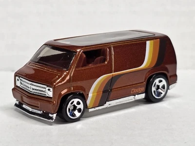 Dodge Van Hot Wheels 50 aniversario retro personalizado '77 Foto 1 de 4