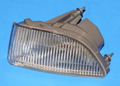 Lámpara antiniebla parachoques Lexus SC300 SC400 1992-95 OEM - LADO DEL PASAJERO Foto 1 de 4