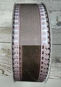 Kirkland Ribbon Wire Edged Two Tone Dainty Daisy Edging Stripe 50 yds x 1-1/2" W - Picture 1 of 4
