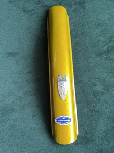Guardabarros corto vintage Bluemels mostaza oro amarillo plástico todo redondo - Imagen 1 de 3