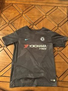 2017/2018 Chelsea Jersey  Gray Nike Embroidered YOUTH LARGE - Picture 1 of 5