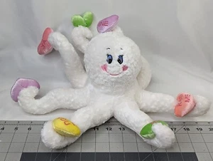 Juguete de peluche First Main Squiggy pulpo blanco caramelo corazones animal de peluche - Imagen 1 de 12