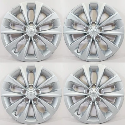 👀 Juego de tapacubos/cubiertas de rueda Toyota Camry LE # 61175 16" 2015-2017 # 4260206070 Foto 1 de 4