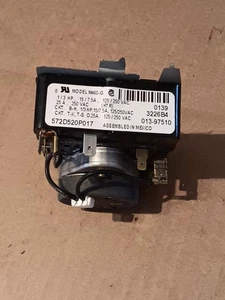 GE DRYER TIMER PART# 572D520P017 - Picture 1 of 3