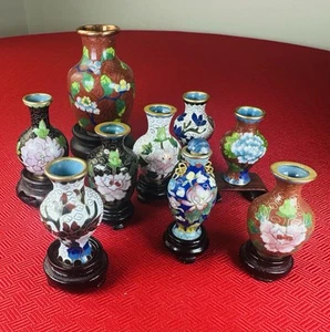 Lot 9 Vtg Chinese Cloisonné Miniature Vases Snuff Bottle Floral Enamel - Picture 1 of 14