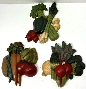 Vintage Home Interiors GIA Vegetable Wall Plaques Plastic Kitchen Decor Lot Of 3 - Picture 1 of 8