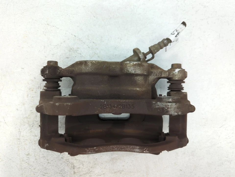 Pinza de freno derecha pasajero delantero Ford Transit-250 2015-2020 EVON6 Foto 1 de 4