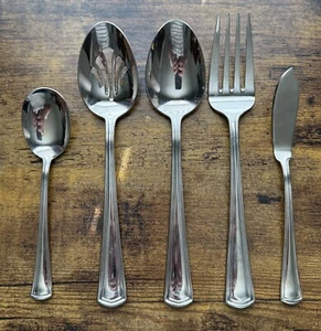 Reed & Barton Palladian 5-Piece Hostess Set Stainless 18/10 - Picture 1 of 4