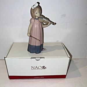 Lladro / NAO Girl with Violin #1034 made in Spain 1987 with original box 7" tall
