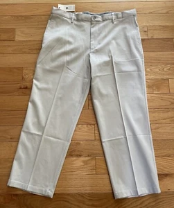 $58 Dockers Men's Tan Comfort Relaxed Fit Khaki Stretch Pants Size 38x29 NWT - Picture 1 of 7