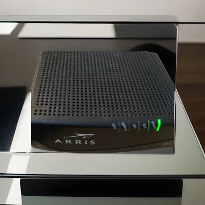 Arris Touchstone Docsis 3.0 Cable Internet Modem Model CM820A - Image 1 of 4