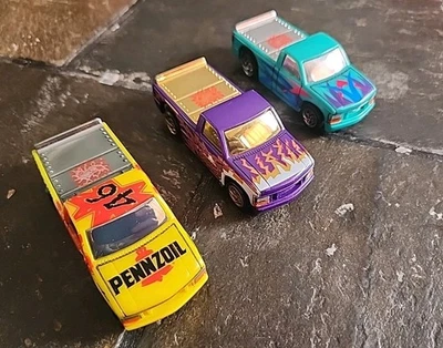 Hot Wheels Sizzlers Motorizado X-V RACERS Camión Lote de 3 Pennzoil Chevy Graffiti Foto 1 de 4