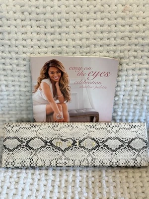 Mally Citychic Celebration Eyeshadow Palette 12 Shades + Base Vintage NEW No Box - Image 1 of 3