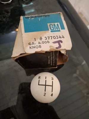 Botão esférico NOS GM 4 velocidades 58-63 Chevrolet Impala Bel Air 61-67 3770344 fabricante de equipamento original - Imagem 1 de 3