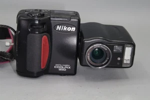 Nikon Coolpix 950 1.9MP Digital Camera - Tested - Picture 1 of 6