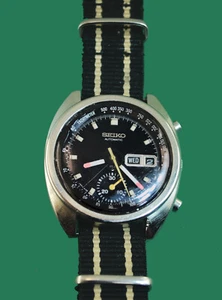 Vintage July 1975 Seiko Bruce Lee Black Dial 6139-6012 Chronograph Bruce Lee - Picture 1 of 8