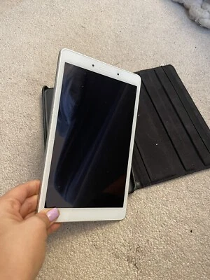 SAMSUNG Galaxy Tab A 8 Inch Tablet SMT290 2GB Ram 32GB Android Wi-Fi Black - Image 1 of 4