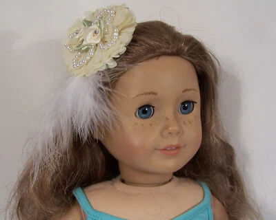 Elegante accesorio de pinza de pelo con pasador crema para muñeca American Girl de 18" (Debs*) Foto 1 de 3