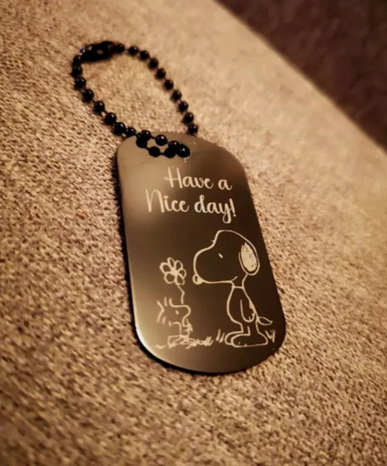 MARKENLOS Schlüsselanhänger Pink / Schwarz Snoopy Woodstock personalisierbar Wunschtext