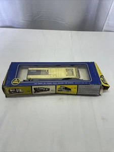 AHM HO Milk Duds Holloway mit Box, siehe Bilder! - Bild 1 von 5