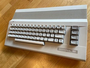 DER GUTE COMMODORE C64 C ohne alles: 'build your own' SN:HB41268254E - Bild 1 von 9