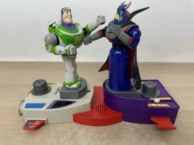 Toy Story 2 Rock'em Sock'em Robots Juego Buzz Lightyear vs Zurg - Funciona con Sonido Foto 1 de 4
