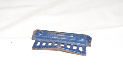 Lionel Prewar O Gauge Blue Comet Cow Catcher Original Part - Image 1 of 2
