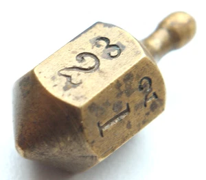 Solid Metal Game Spins Dice 6 Sides Rotary Dice Game Gambling Top Dices - Picture 1 of 3