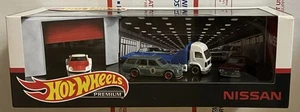 2019 Hot Wheels Premium Nissan Diorama Set - Datsun 510 Wagon, Fairlady Z - Picture 1 of 7