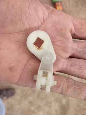 Jaguar XJ6 XJ8 1995-2003 clip de retención para cilindro maletero bloqueo barril puerta trasera Foto 1 de 4