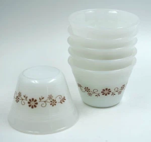 Vintage Pyr-o-Rey DYNAWARE Milk Glass Brown Daisy Custard Cups Ramekins Set of 6 - Picture 1 of 2