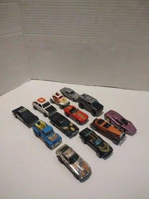 Lote de 12 autos Mattel vintage Hot Wheels Maytly Are Blackwalls (jugado con) Foto 1 de 4