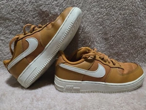 Nike Air Force 1 Low LV8 2 GS Monarch Sail - SIZE 1Y - Picture 1 of 6