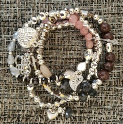 PULSEIRA DE MIÇANGAS, 4 fios, elástico, mistura de prata, CORAÇÃO, FOLHA, berloques, cristais - Imagem 1 de 3