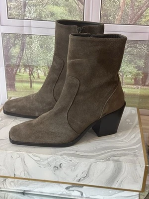 Bota Thursday Boot Company Soho, Talla 8 Usada en Excelente Condición  Foto 1 de 4